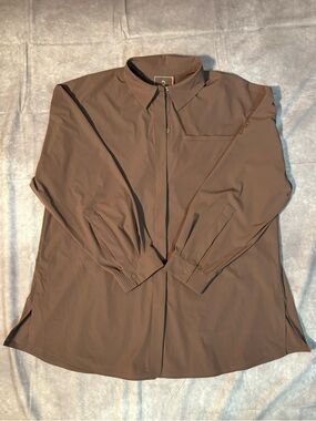 Nike 24.7 Perfect Stretch Brown Long Sleeve Button-Down Shirt